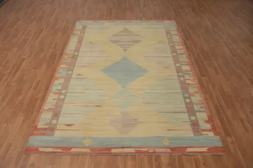Geometric Pattern Rug with Soft Pastel Tones and Earthy Borders 7x10