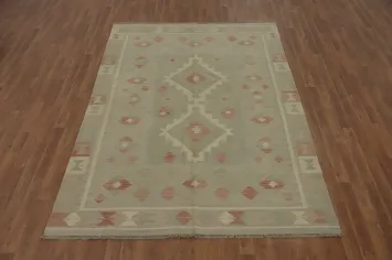 Elegant Soft Tones Handwoven Wool Rug 6x8