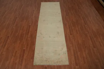 Graceful Neutral Rug 3x10 Minimalist Floral Accents for Homes