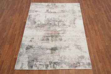 Distressed Look Abstract Rug 5x7