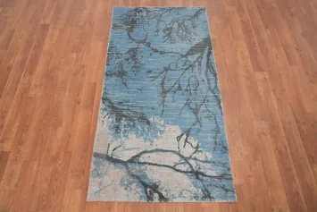 Elegant Blue Modern Rug 2x5 with Abstract Tree Pattern Design