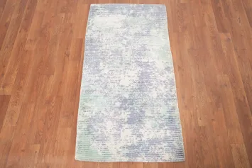 Soft Lavender and White Haze Abstract Rug 2x4 for Elegant Living Rooms