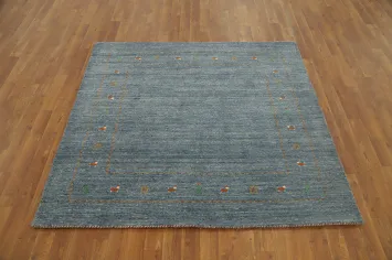Elegant Gabbeh Rug 5x5 with Subtle Border Accents in Blue Hues