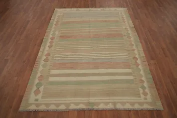 Classic Stripes Neutral Tone Kilim Rug 5x7 for Cozy Spaces