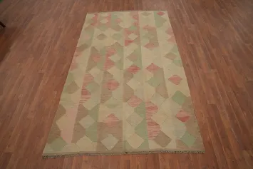 Elegant Pastel Geometric Kilim Area Rug 5x8 for Modern Living Spaces