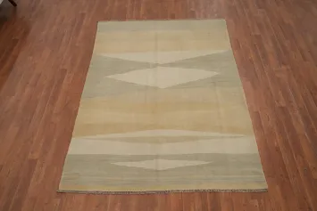 Muted Geometric Kilim Modern Rug 5x7 for Stylish Homes