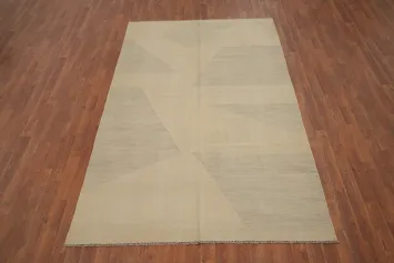 Elegant Minimalist Geometric Kilim Area Rug 5x8 for Modern Spaces