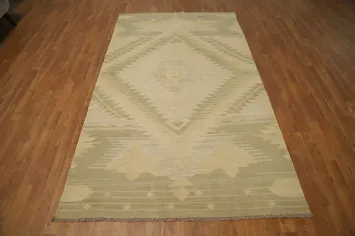 Geometric Kilim Vegetable Dye Area Rug 5x8