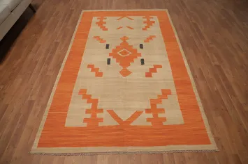 Geometric Kilim Vegetable Dye Area Rug 5x8