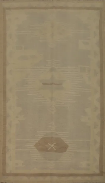 Earthy Tones in a Geometric Kilim Area Rug 5x8 for Cozy Spaces