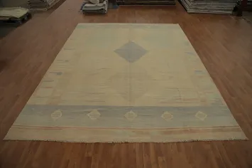 Geometric Kilim Vegetable Dye Area Rug 10x13