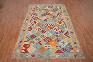 Geometric Kilim Vegetable Dye Area Rug 7x10