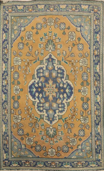 Traditional Wool Medallion Tabriz Persian Rug 3x4