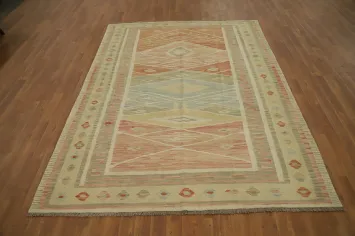 Elegant Pastel Tones in a Geometric Kilim Area Rug 6x8
