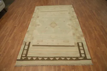 Elegant Geometric Kilim Area Rug 5x8 for Sophisticated Interiors