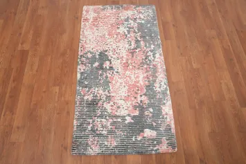 Modern Abstract Rug 2x4 with Blended Brushstroke Design