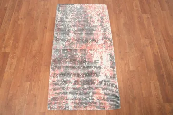 Elegant Modern Abstract Rug 2x4 for Contemporary Spaces
