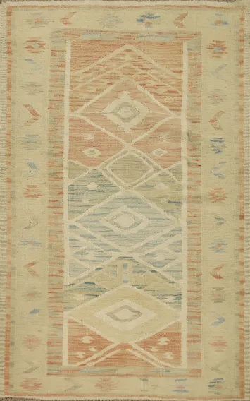 Pastel Serenity: Handwoven Kilim Rug 3x5 with Geometric Design