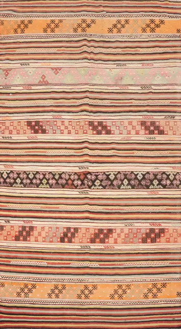 Geometric Wool Kilim Vegetable Dye Area Rug 5x9