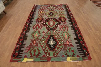 Vibrant Kilim Area Rug 6x10 with Intricate Geometric Patterns