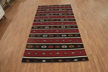 Elegant Bohemian Kilim Area Rug 6x10 with Geometric Patterns
