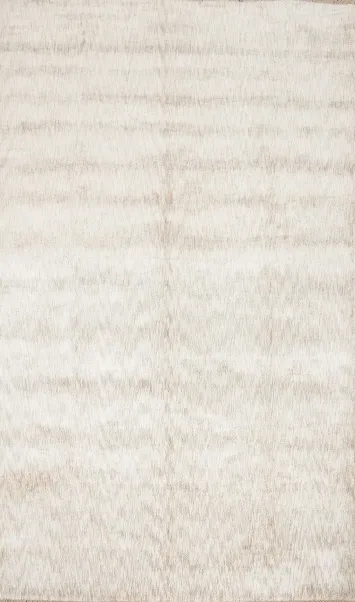 Luxurious Abstract Area Rugs for Contemporary Interiors