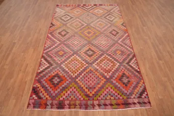 Geometric Kilim Vegetable Dye Area Rug 6x9