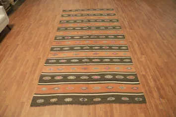 Handcrafted Kilim Kilim Area Rug 6x11 with Eye-Catching Stripes