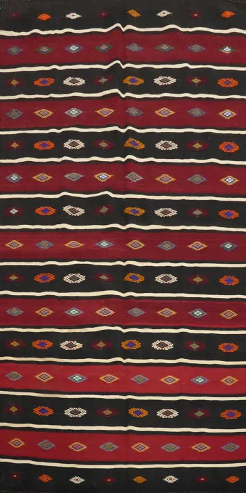 Bold Geometric Diamond Design in Kilim Area Rug 6x10
