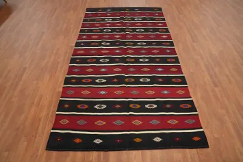 Bold Geometric Diamond Design in Kilim Area Rug 6x10