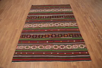 Vibrant Geometric Meet Rich Earthy Tones in Classic Kilim Rug 5x7