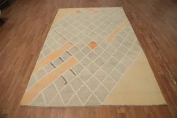 Elegant Geometric Kilim Area Rug 6x9 in Soft Pastel Shades