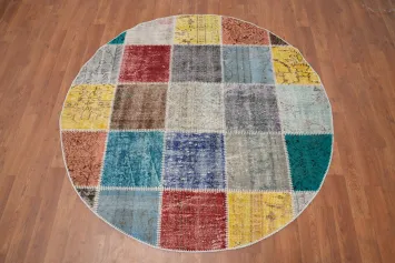 Modern Multicolored Checkered Round Area Rug 5x5 for Energetic Spaces
