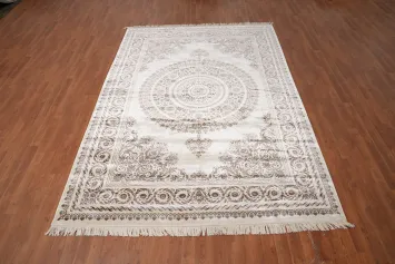 Elegant Medallion Tabriz Area Rug 7x10 with Intricate Border Patterns