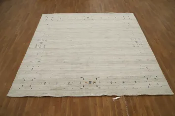 Elegant Minimalist Gabbeh Area Rug 8x8 with Subtle Accent Details