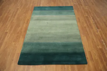 Elegant Gradient Nepalese Rug 4x6 for Your Modern Living Space Decor