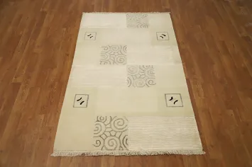 Versatile Beige Nepalese Rug 3x5 with Stylish Geometric Accents
