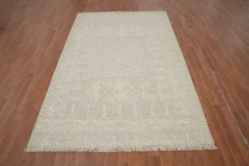 Contemporary Style: Minimalist Beige Modern Area Rug 5x8