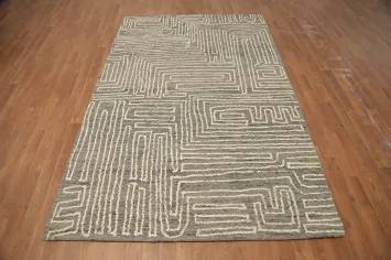 Geometric Modern Area Rug 5x8 for Stylish Living Spaces
