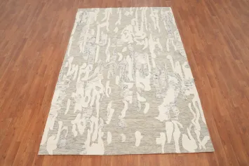 Elegant Textured Abstract Area Rug 5x8 for Modern Homes