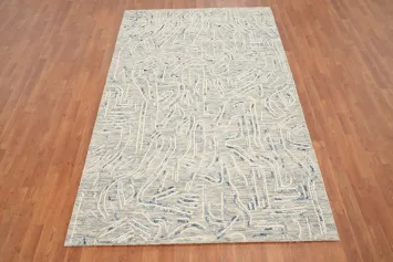 Contemporary Abstract Oriental Area Rug 5x8 for Modern Interiors