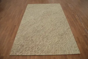 Elevate Your Space with This Elegant Abstract Area Rug 5x8