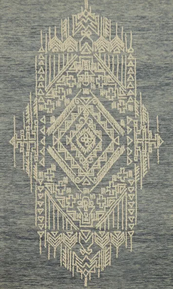 Beautifully Textured Area Rug 5x8 Featuring Ethnic Geometric Art