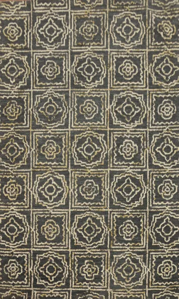 Geometric Elegance Handcrafted Modern Area Rug 5x8
