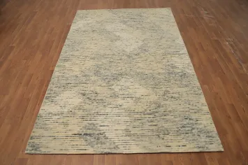 Chic and Sophisticated Area Rug 5x8 with Gentle Abstract Designs