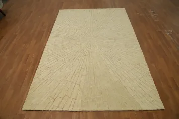 Elegant Abstract Area Rug 5x8 with Modern Sunburst Pattern Design