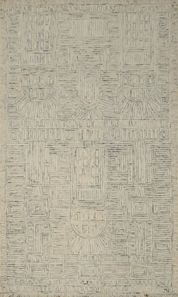 Elegant Geometric Modern Area Rug 5x8 with Subtle Textured Patterns