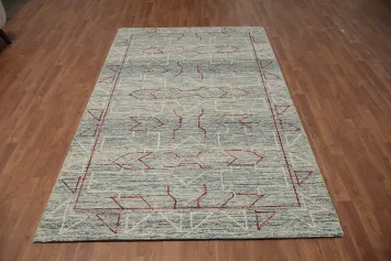 Versatile Modern Area Rug 5x8 Perfect for Living Room Decor