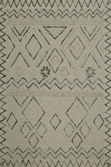 Geometric Elegance: Textured Trellis Area Rug 8x10