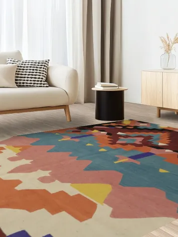 Rustic Kilim Area Rug 7x10 with Vibrant Geometric Patterns